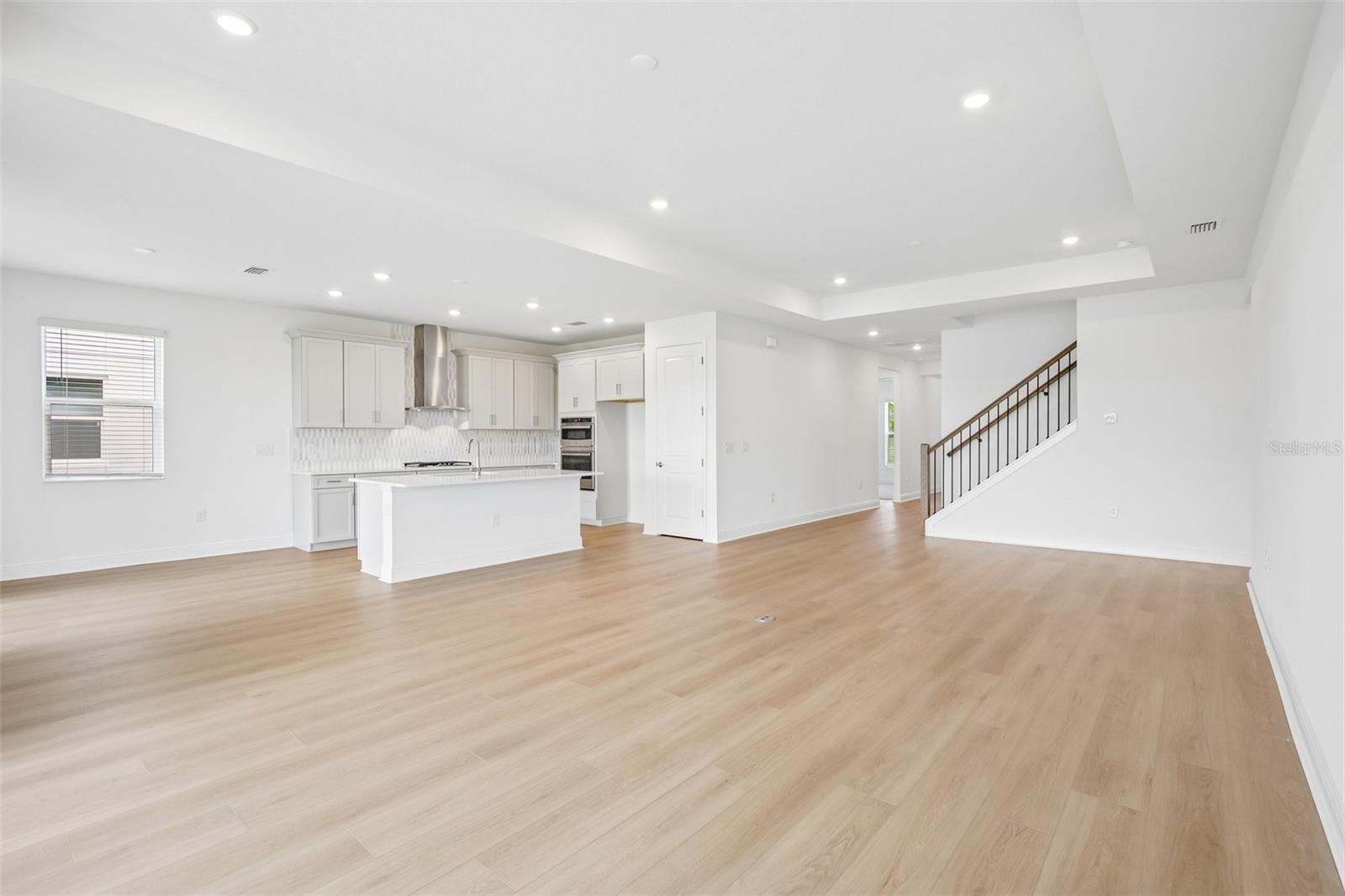 7574 HAWKSTONE DR — photo 10