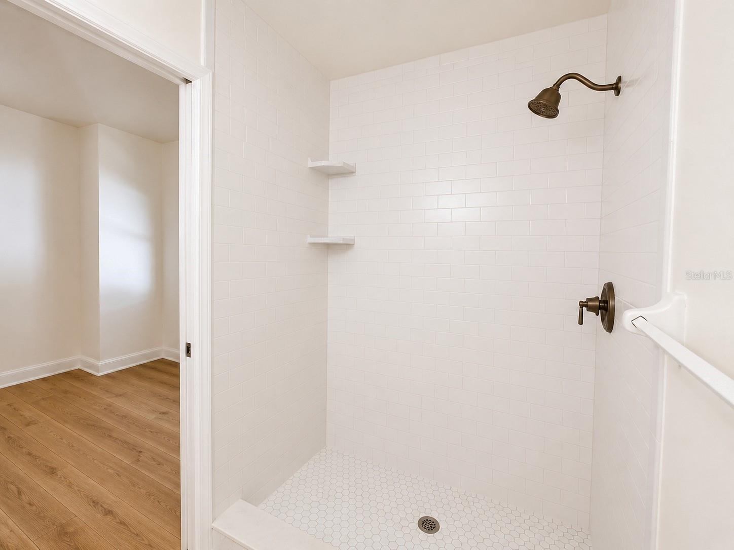 607 S WESTLAND AVE #19 — photo 14