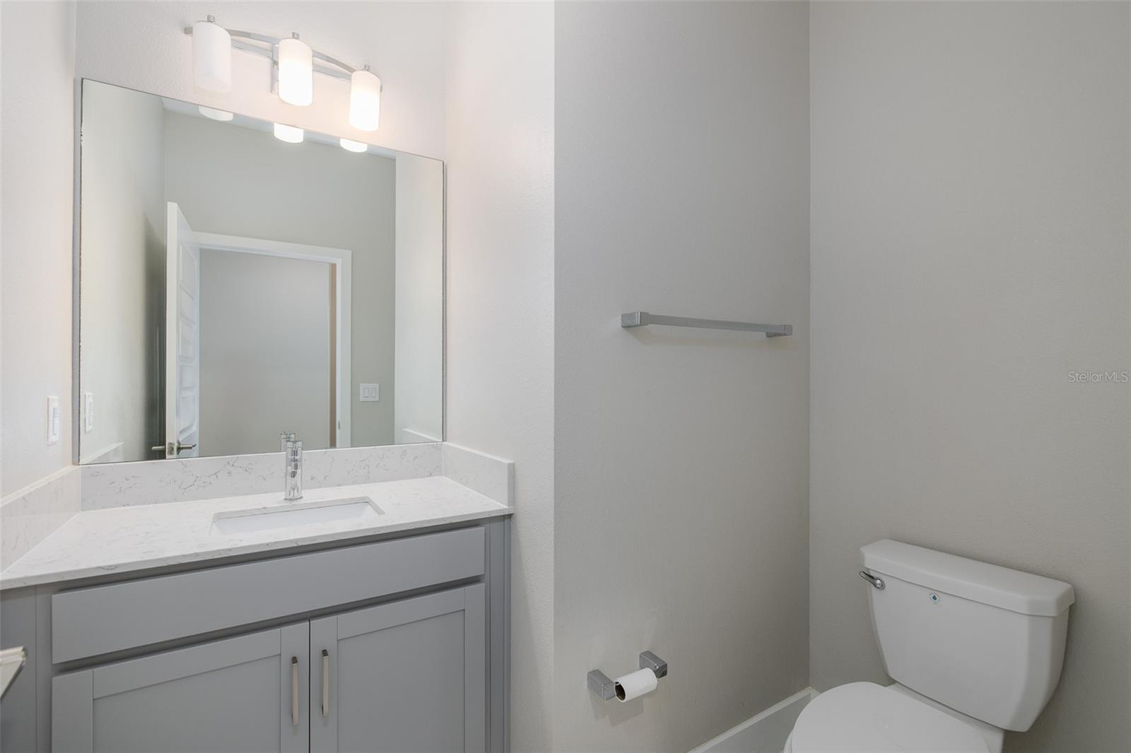 8598 CAMPUS WOODS WAY — photo 23
