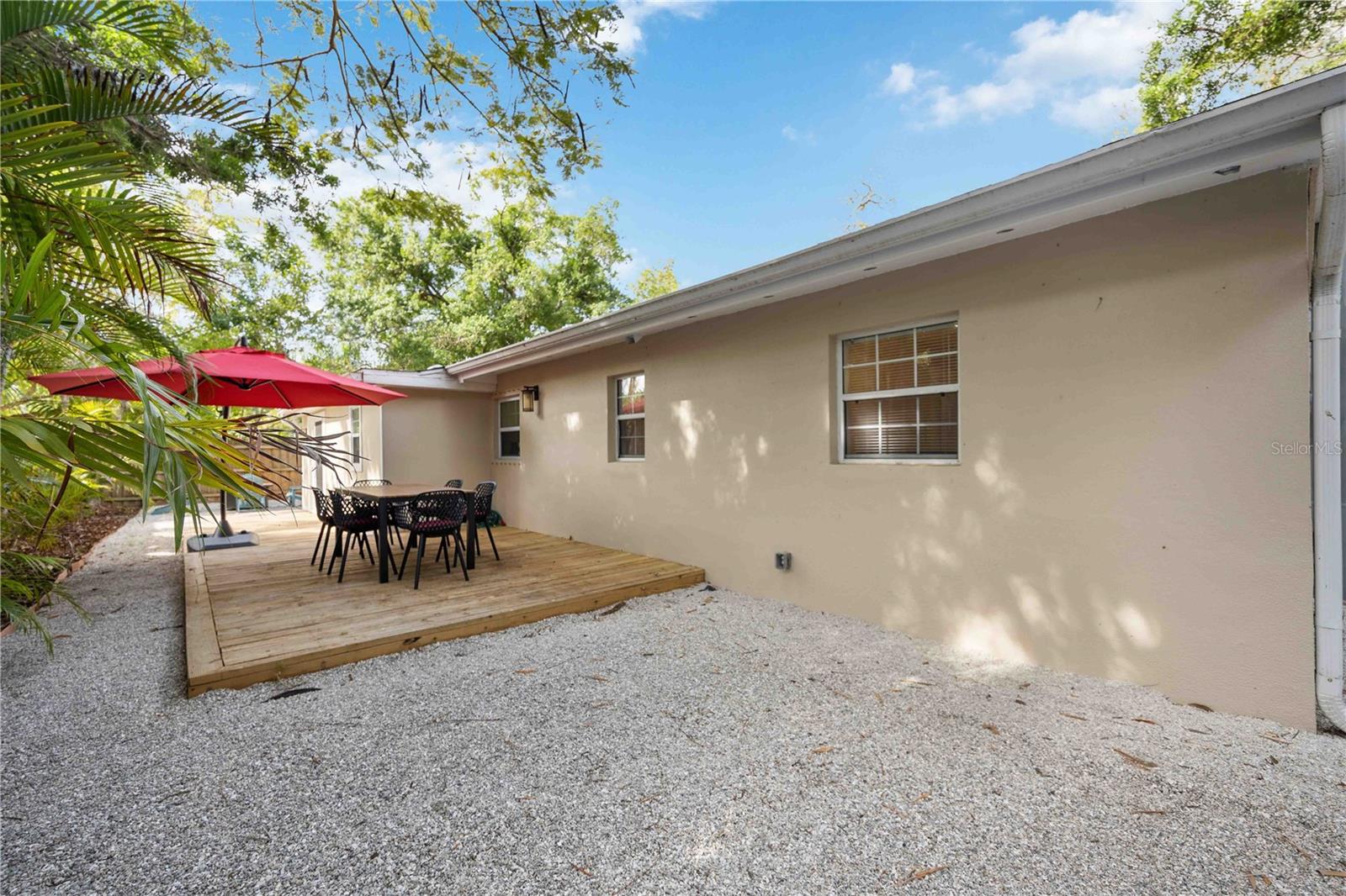 2205 FLOYD ST — photo 36