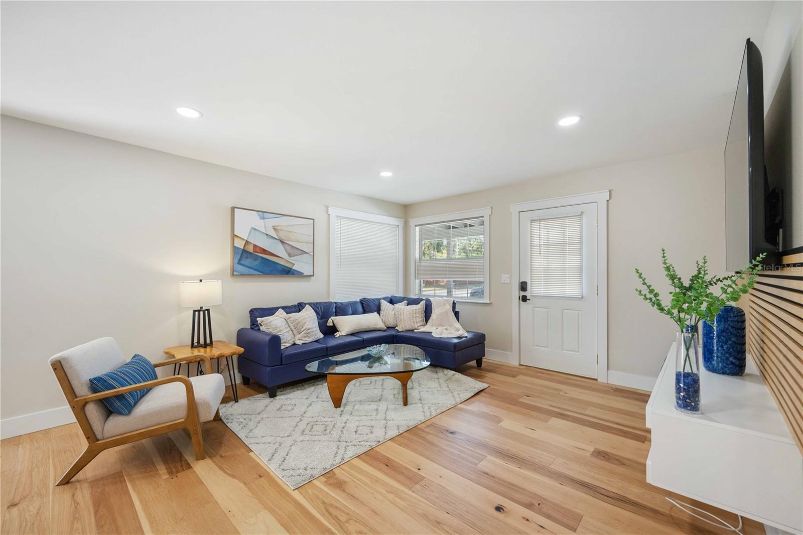 2205 FLOYD ST — photo 6
