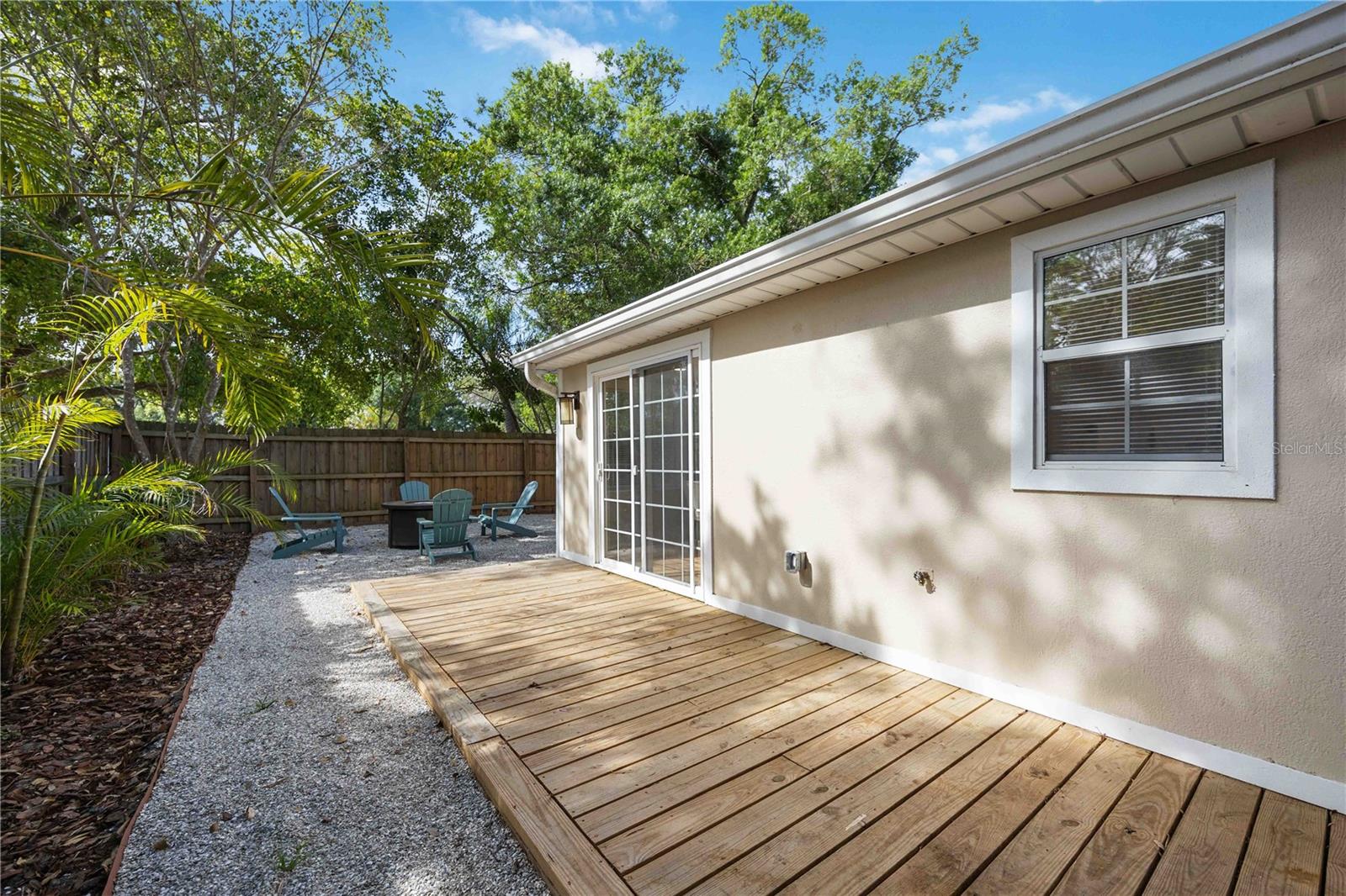 2205 FLOYD ST — photo 33