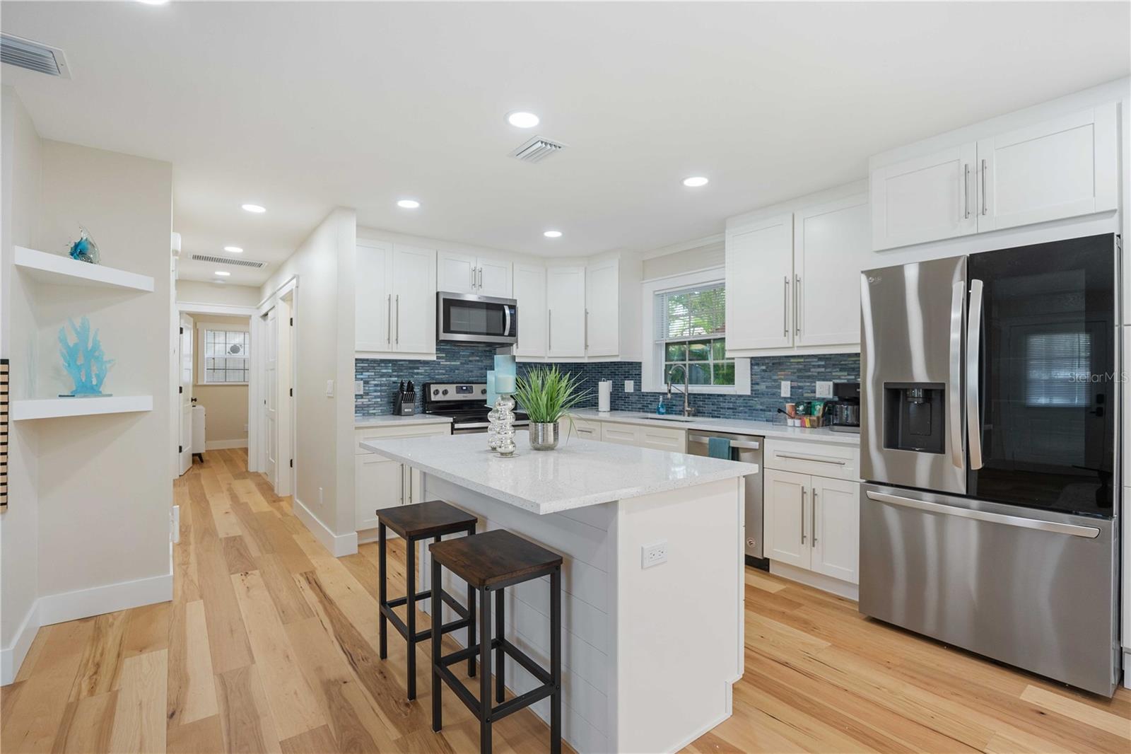 2205 FLOYD ST — photo 7