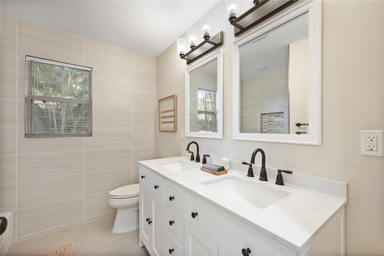 2205 FLOYD ST — photo 21