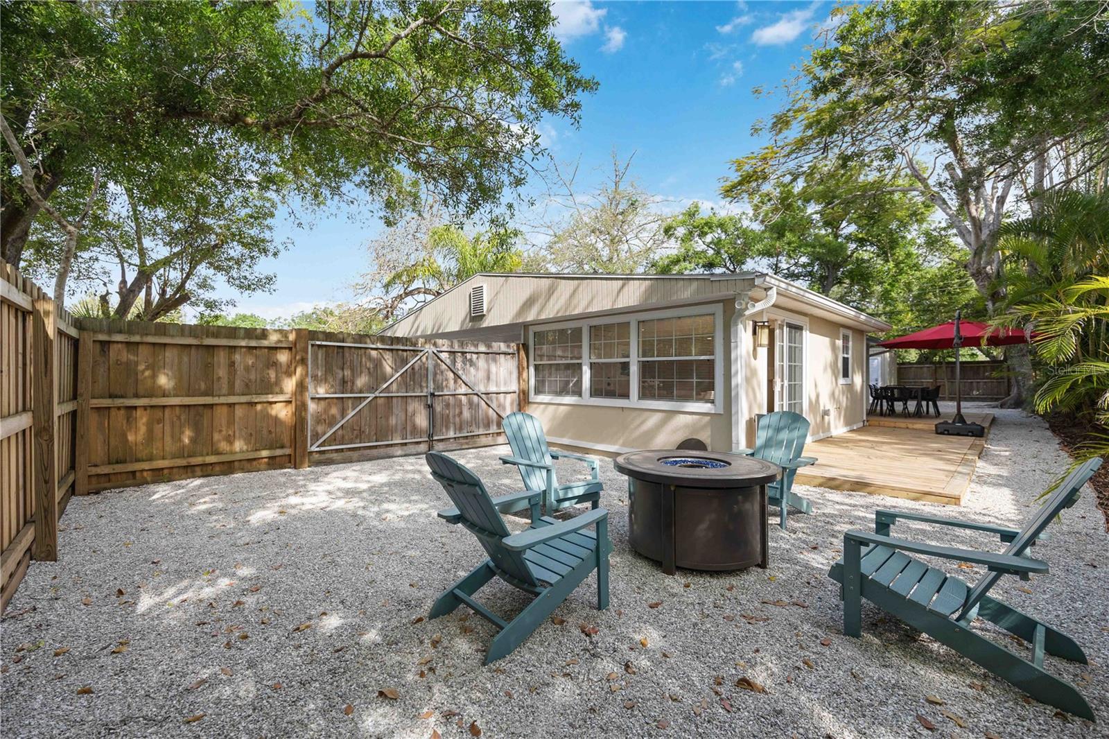 2205 FLOYD ST — photo 30