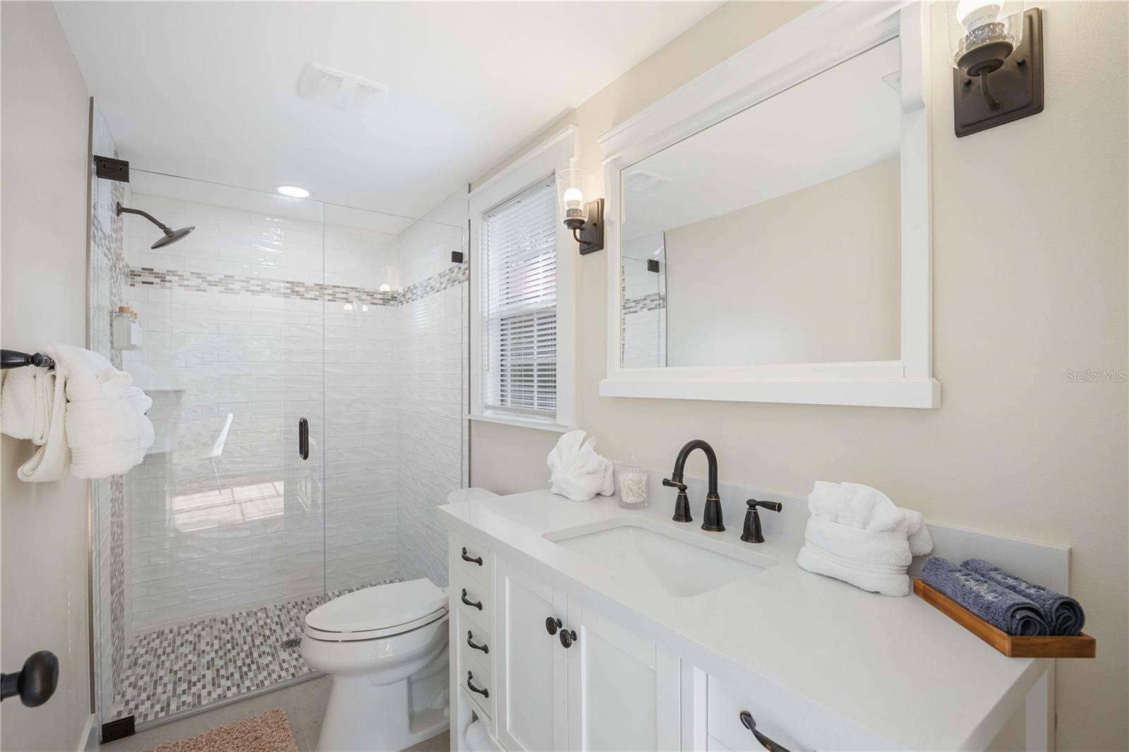 2205 FLOYD ST — photo 26