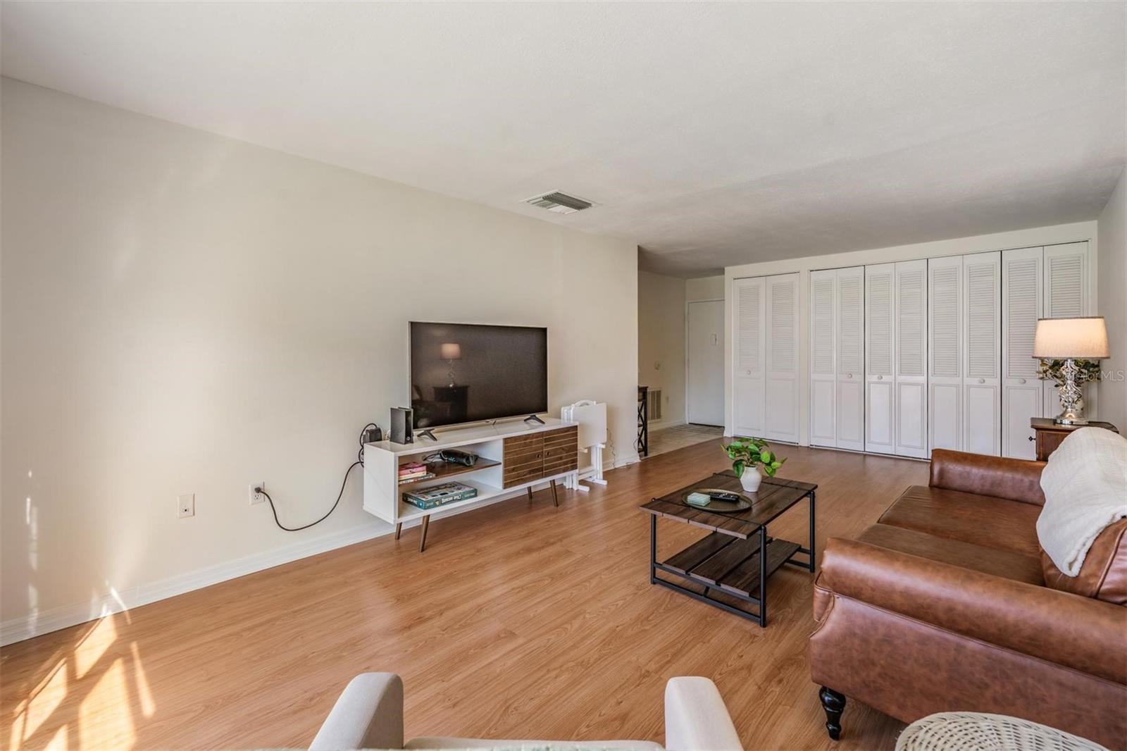2700 BAYSHORE BLVD #3205 — photo 11