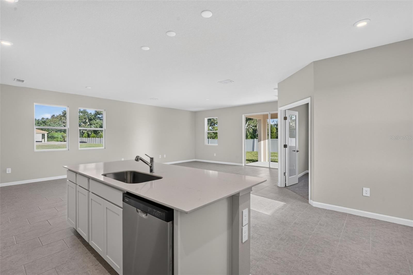 1734 SOARING VIDA ST — photo 11