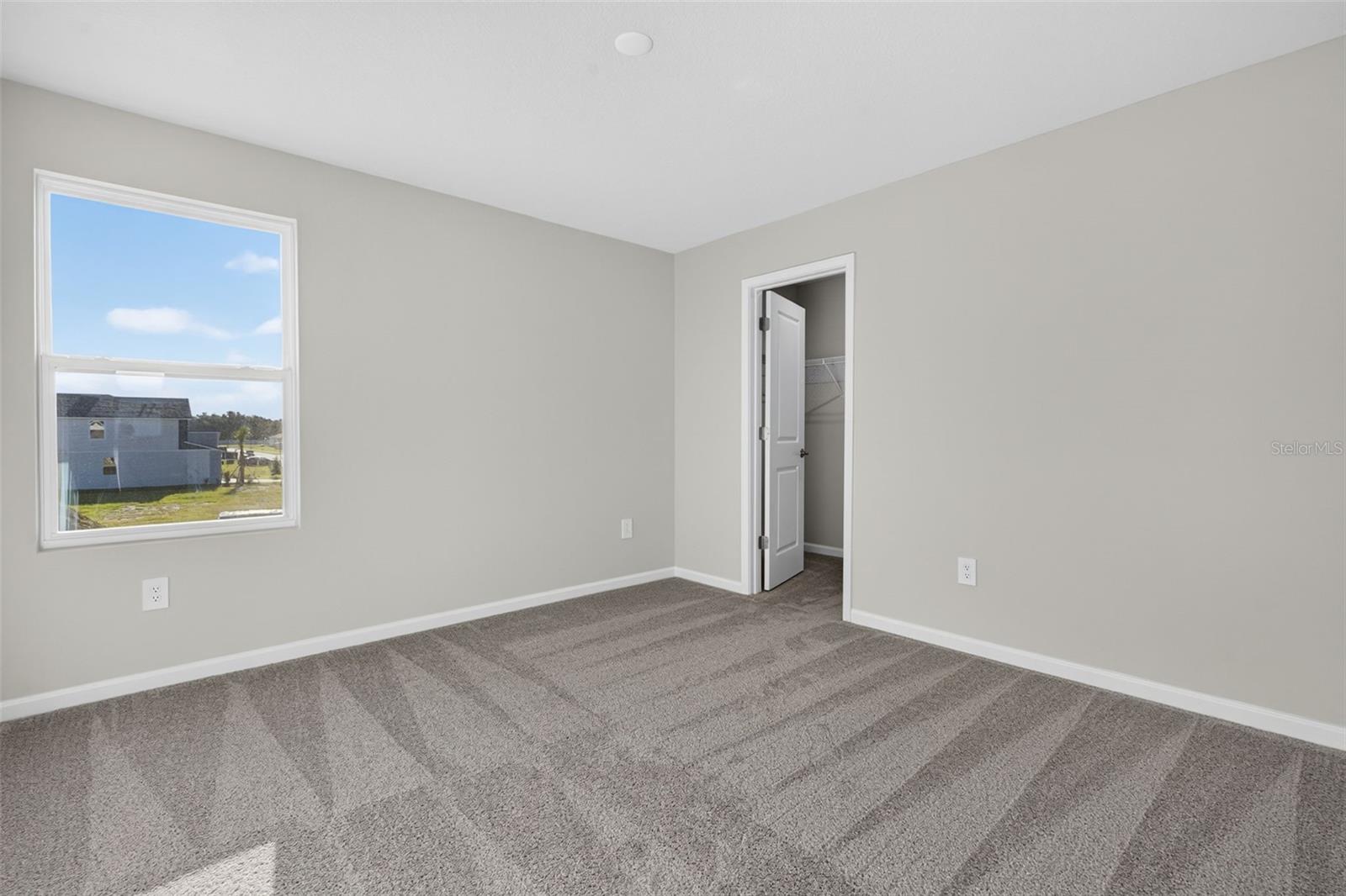 1734 SOARING VIDA ST — photo 33