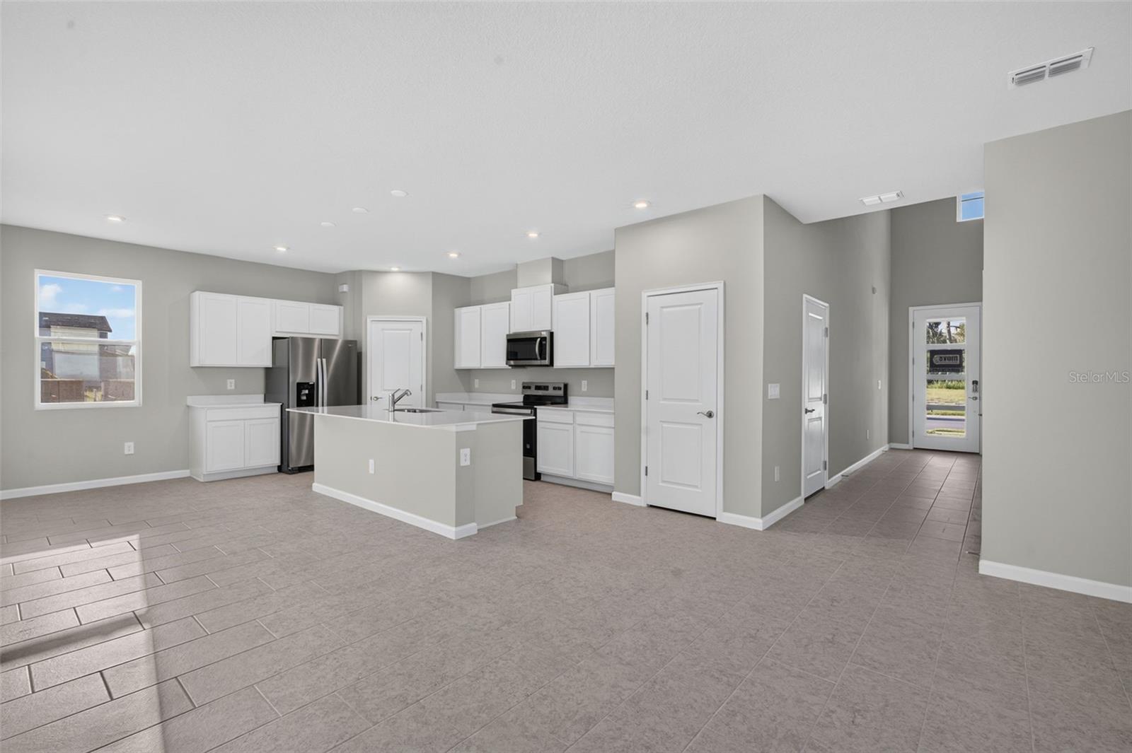 1734 SOARING VIDA ST — photo 15