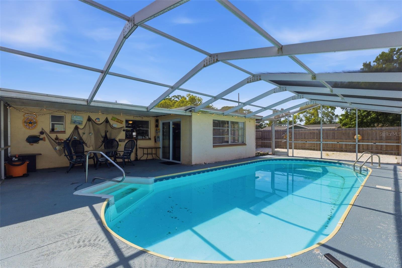 8829 EILEEN DR — photo 21