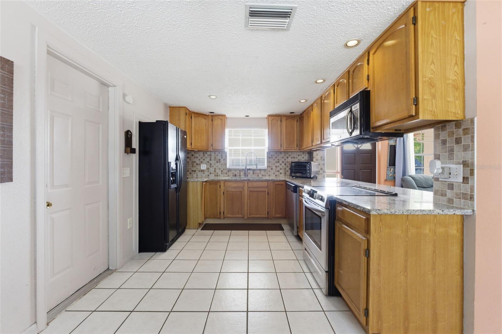 8829 EILEEN DR — photo 7
