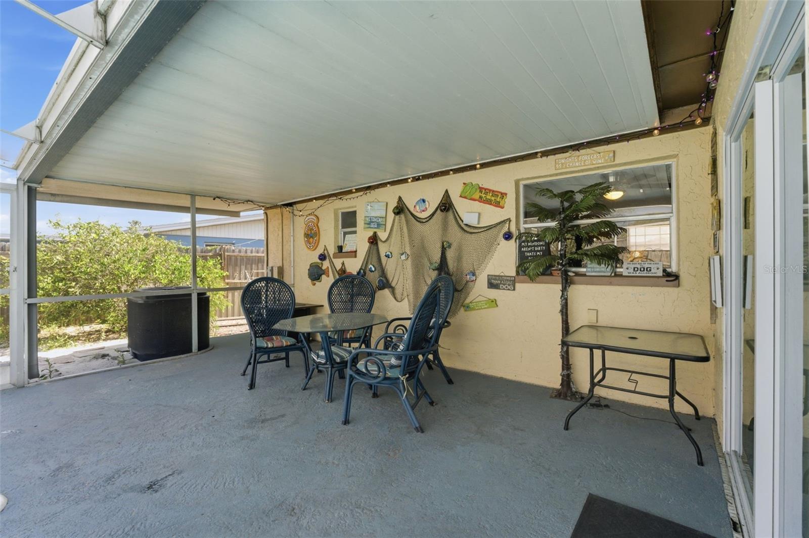 8829 EILEEN DR — photo 26