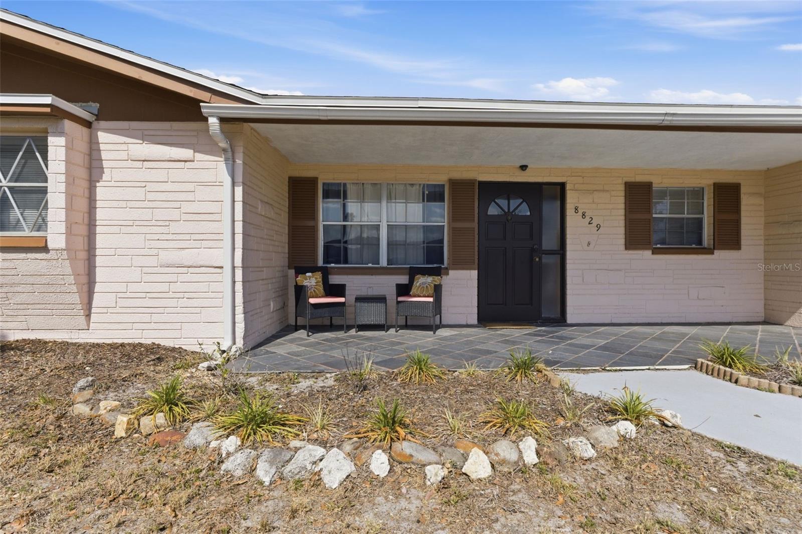 8829 EILEEN DR — photo 27