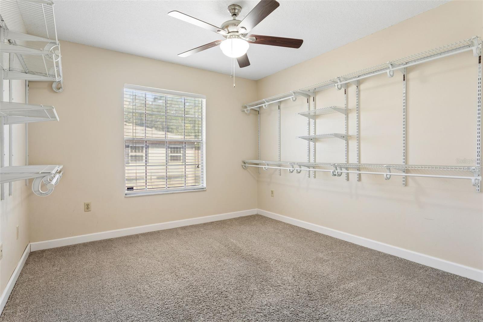 6341 TREETOP CIR #6341 — photo 13
