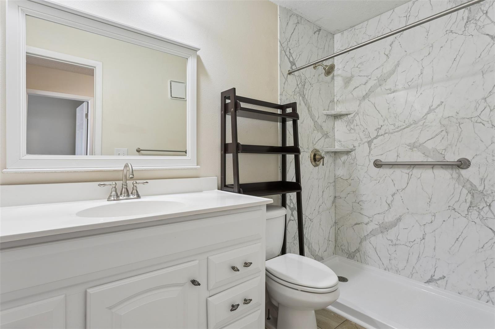 6341 TREETOP CIR #6341 — photo 15
