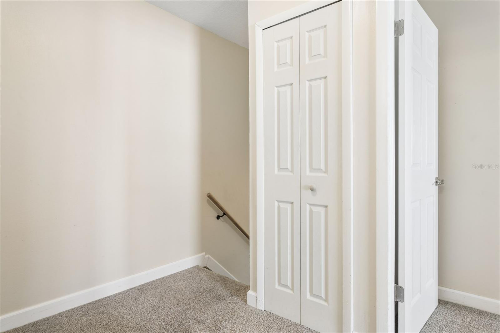 6341 TREETOP CIR #6341 — photo 12