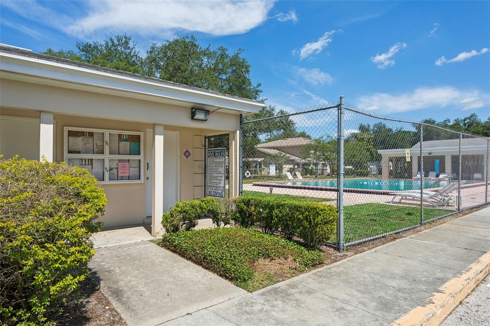 6341 TREETOP CIR #6341 — photo 26