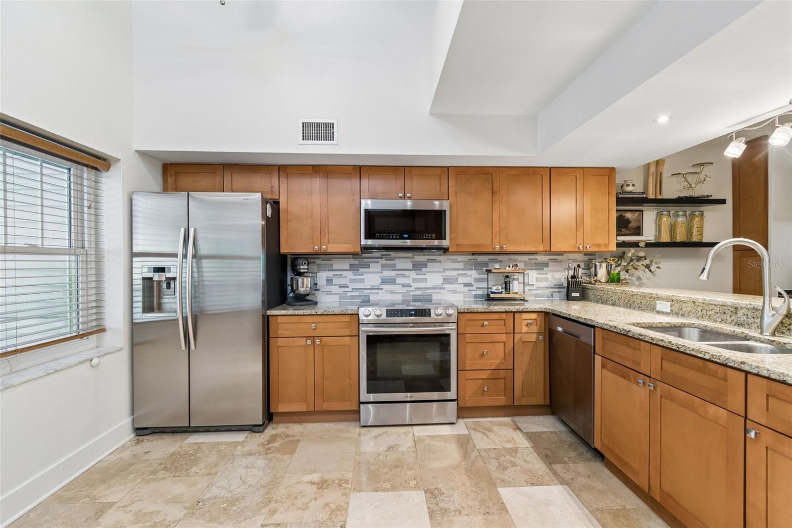 2599 DOLLY BAY DR #302 — photo 4