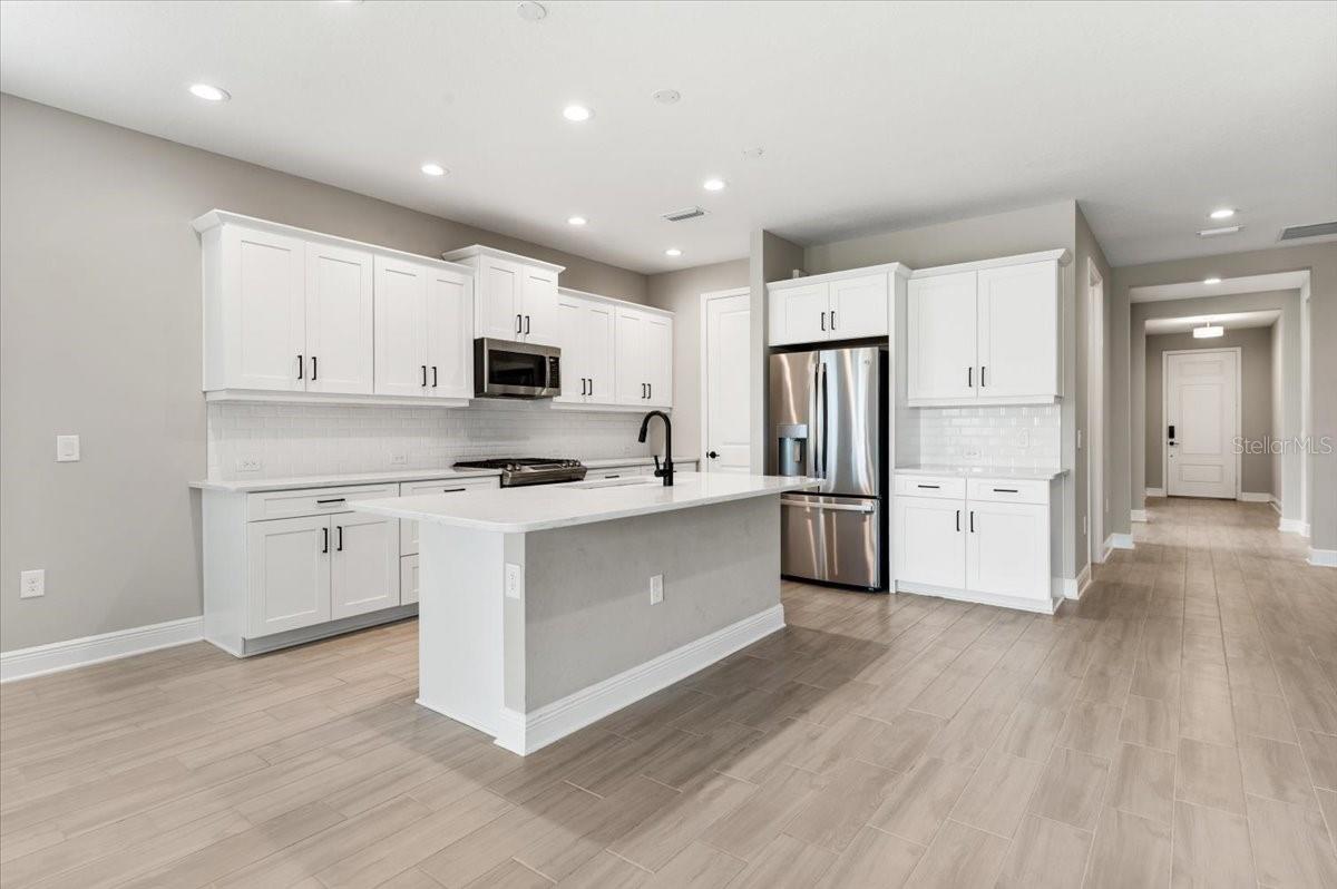10214 CRYSTAL ISLES CIR — photo 15