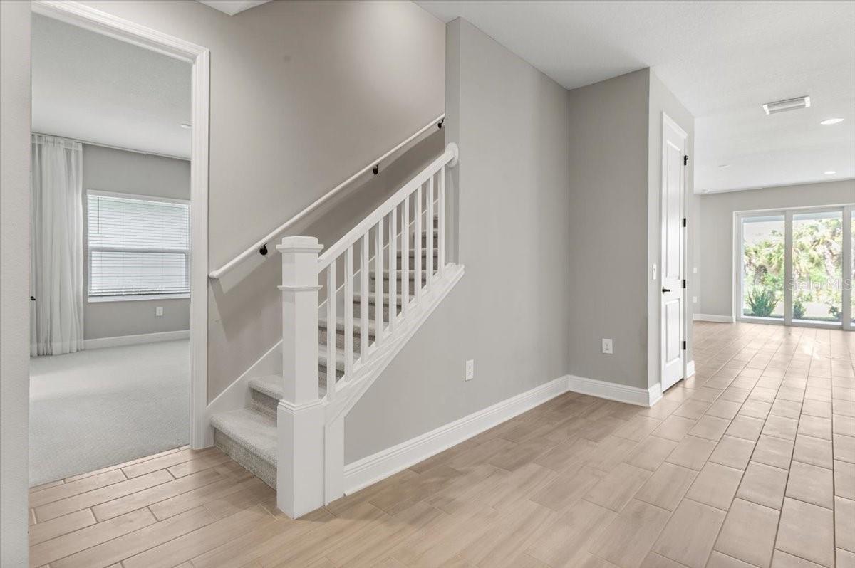 10214 CRYSTAL ISLES CIR — photo 37
