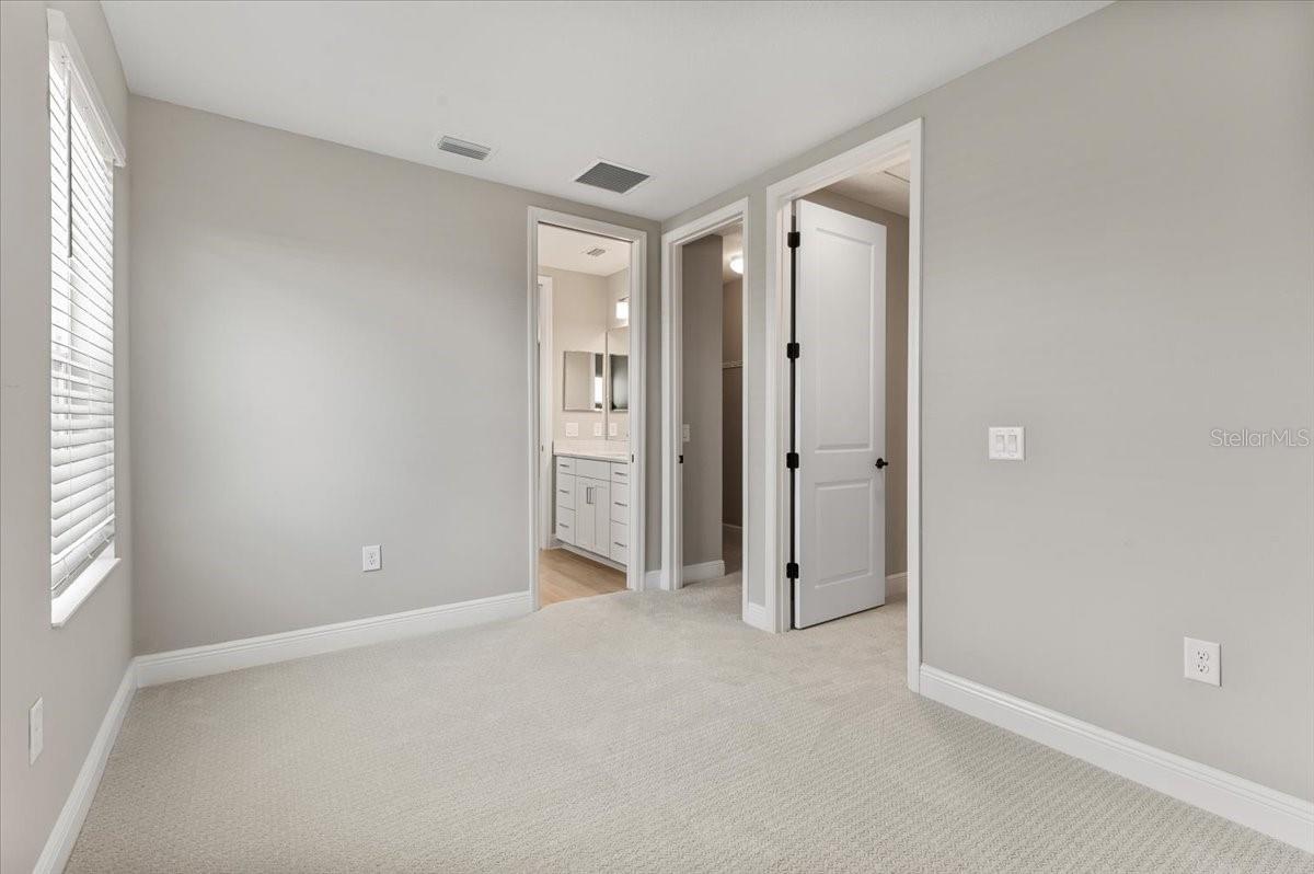 10214 CRYSTAL ISLES CIR — photo 45