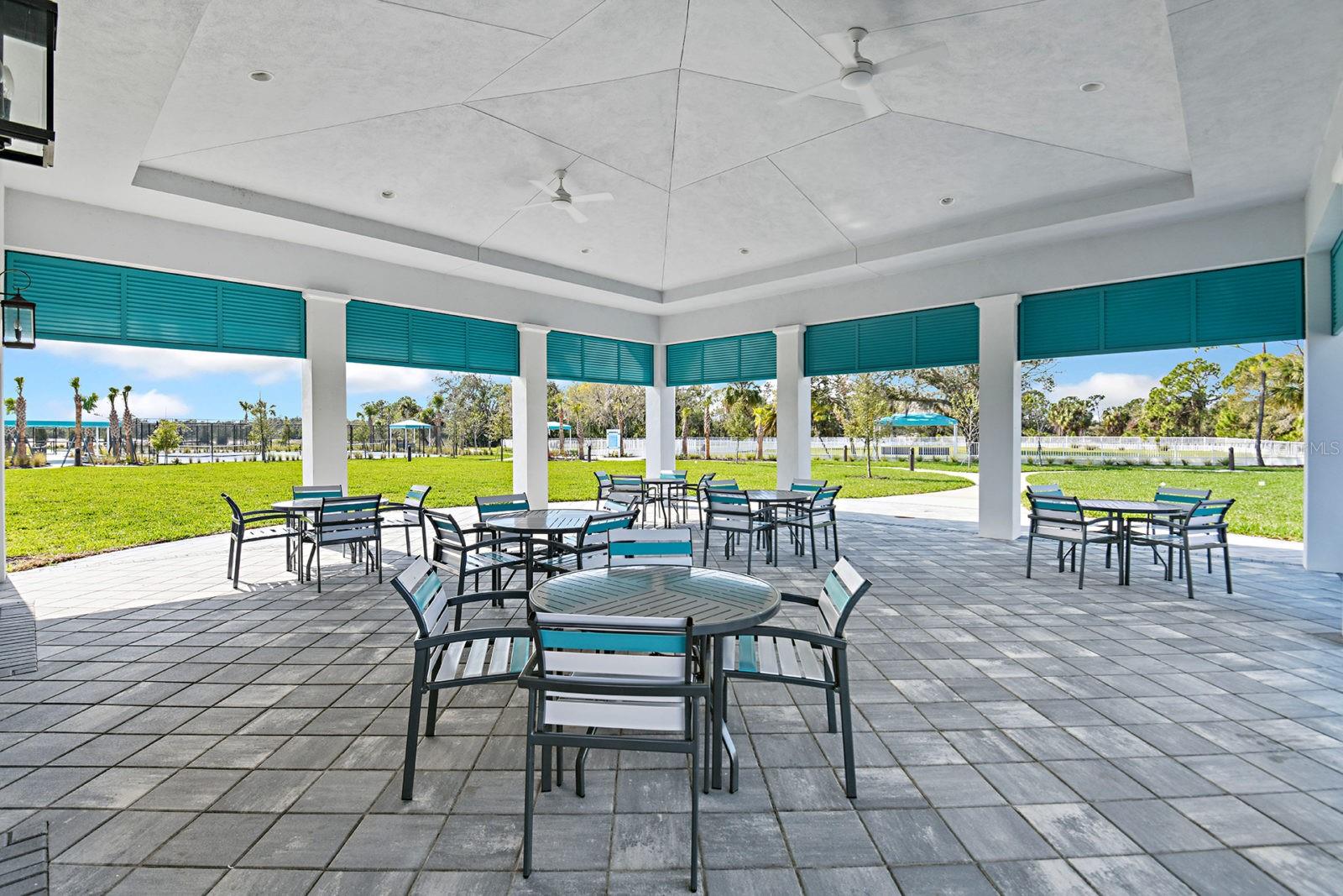 10214 CRYSTAL ISLES CIR — photo 54