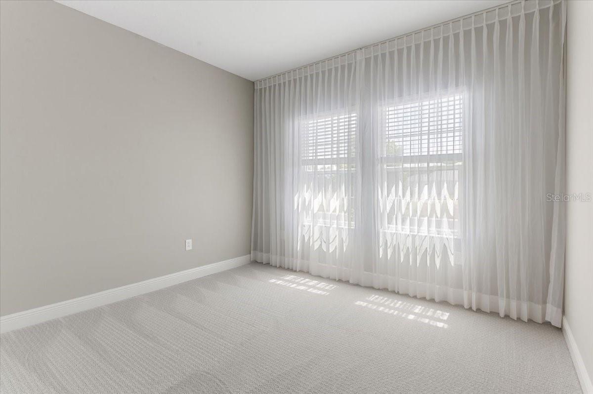 10214 CRYSTAL ISLES CIR — photo 28