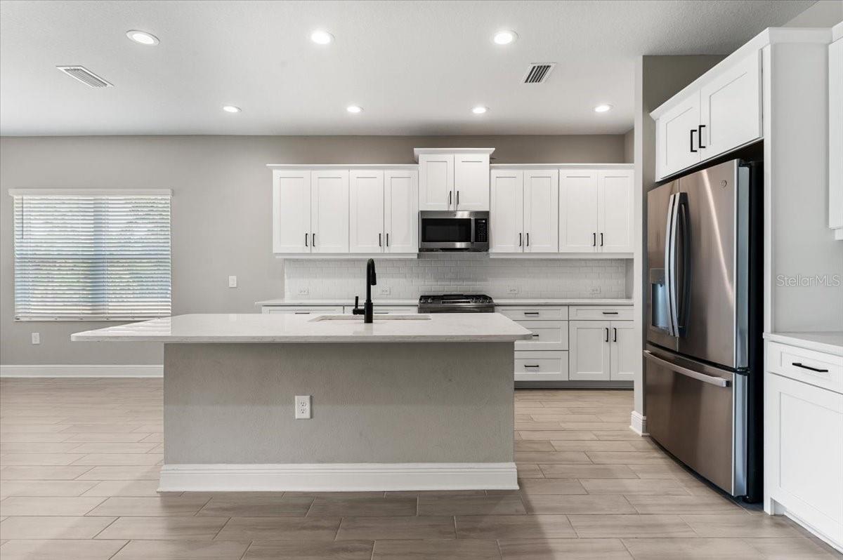 10214 CRYSTAL ISLES CIR — photo 9