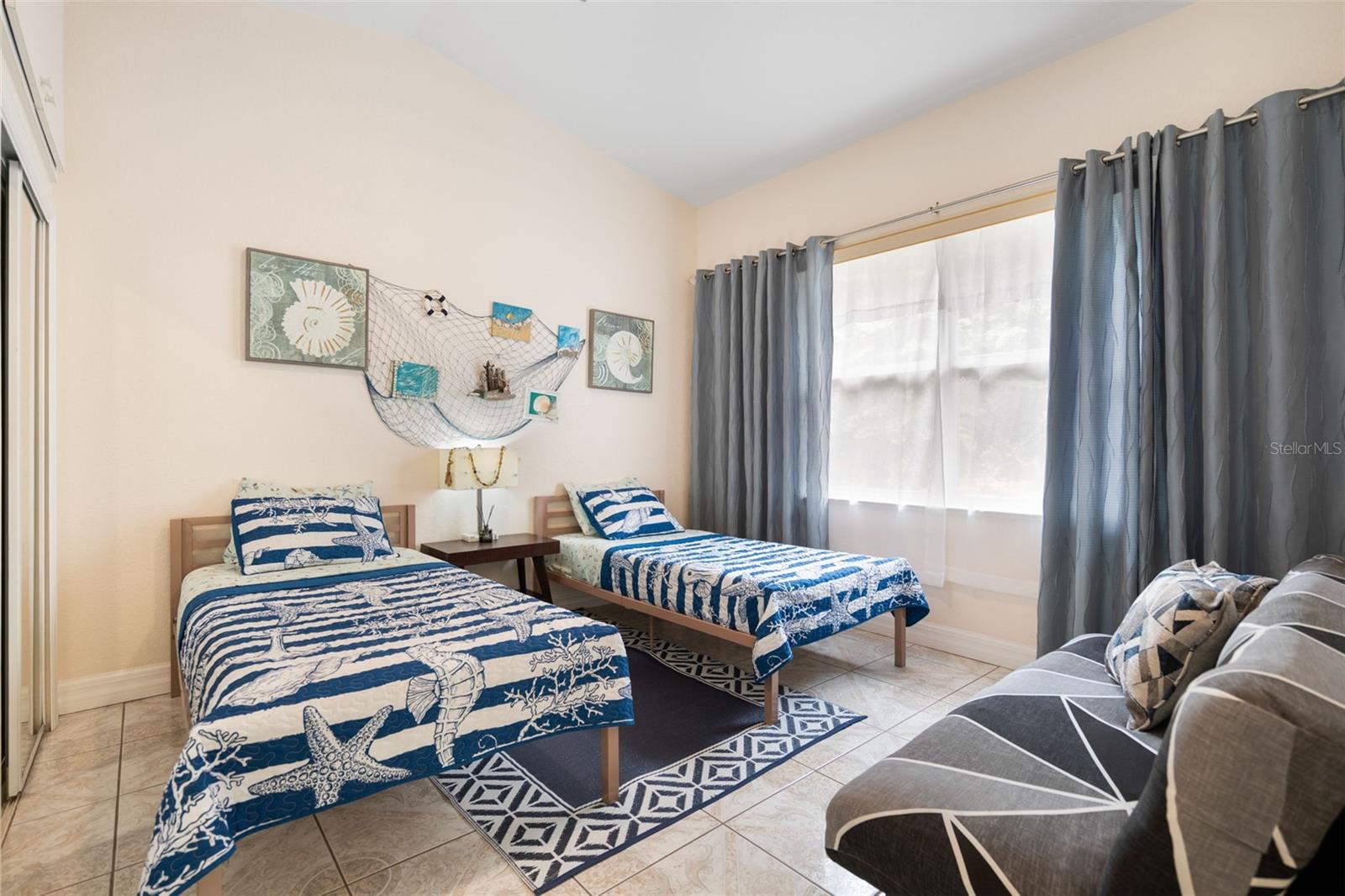 333 ORDUNA DR — photo 26