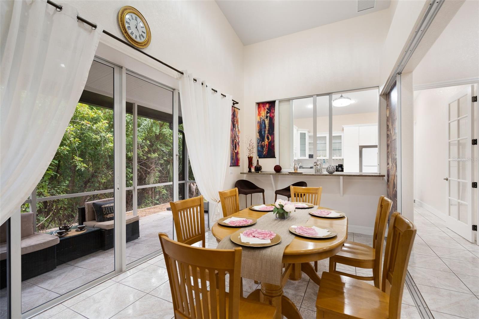 333 ORDUNA DR — photo 8