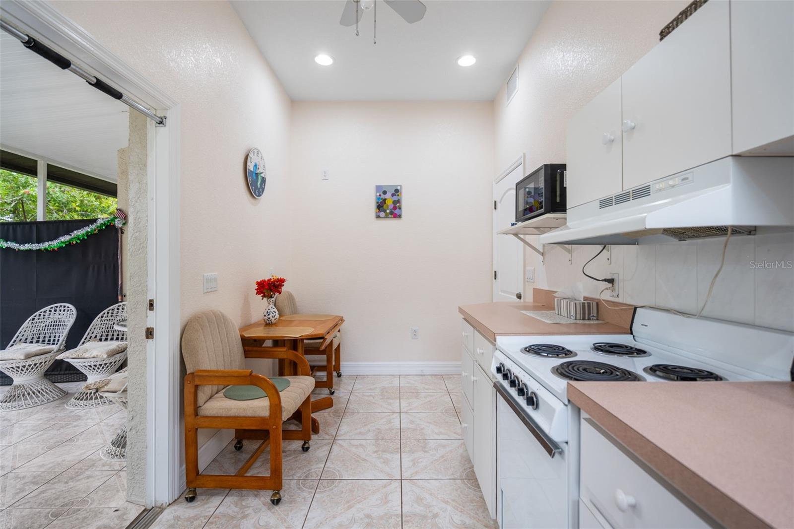 333 ORDUNA DR — photo 33