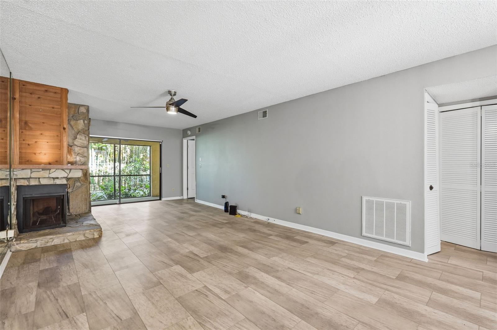 3163 LANDMARK DR #615 — photo 6