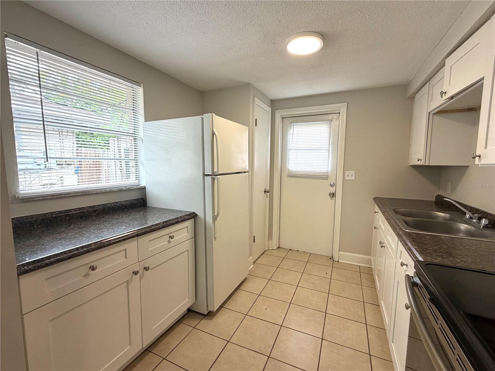 10022 E WILDER AVE #12 — photo 4
