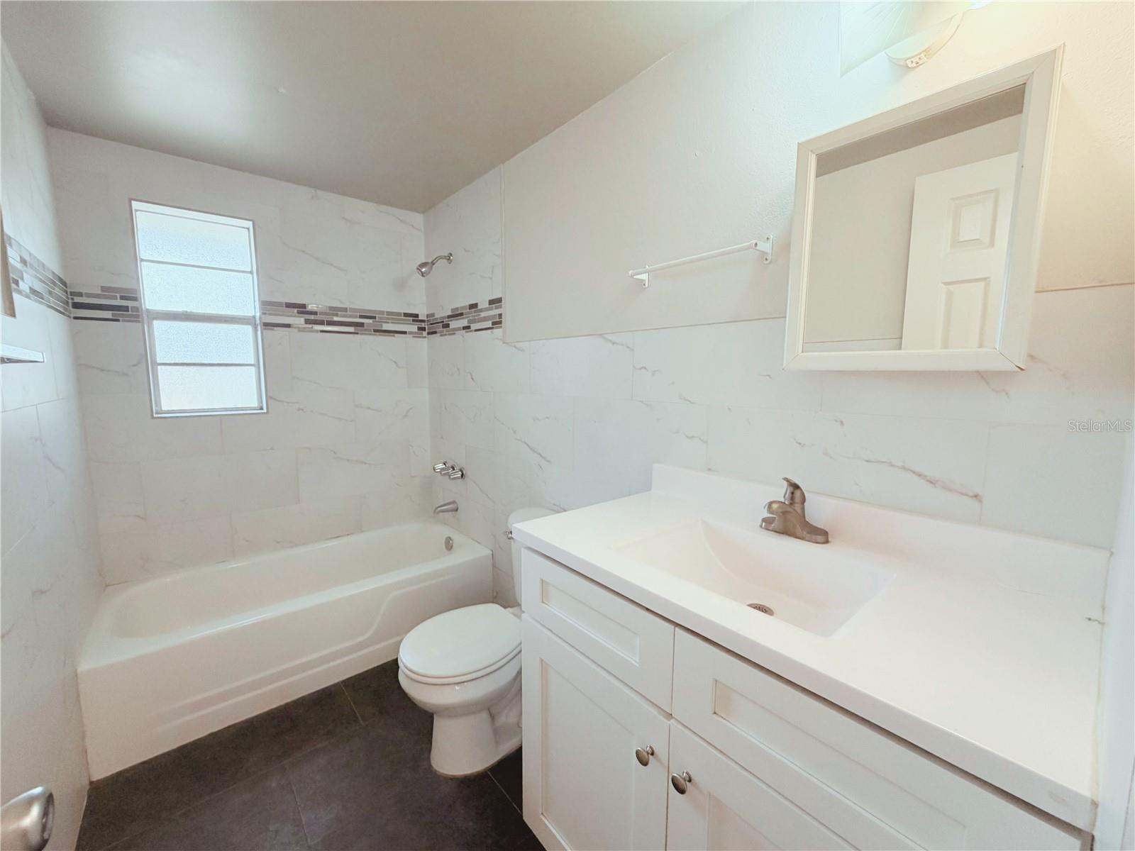 5305 OAKWOOD CT #17 — photo 9