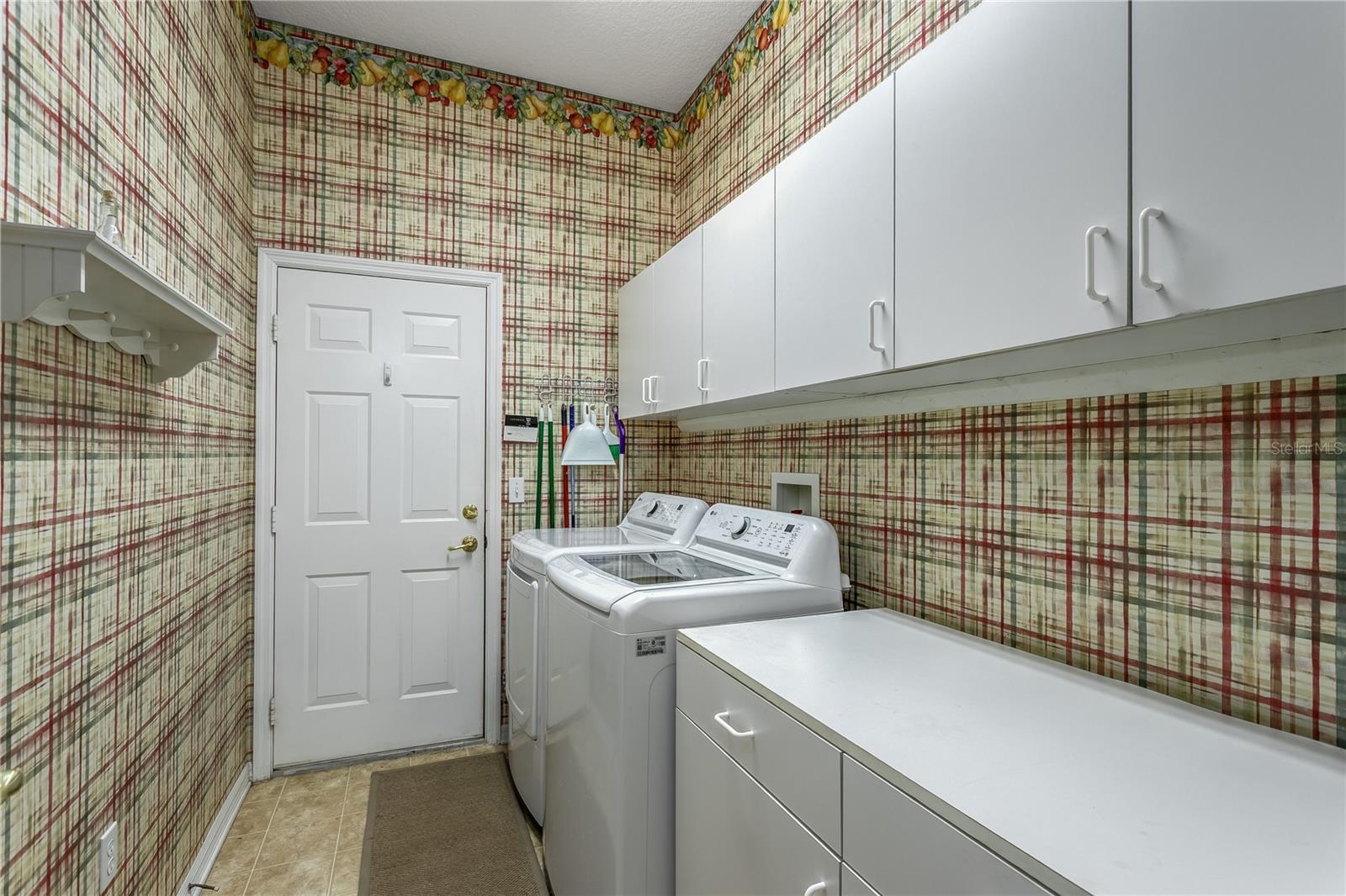 7845 GENOA LN — photo 24