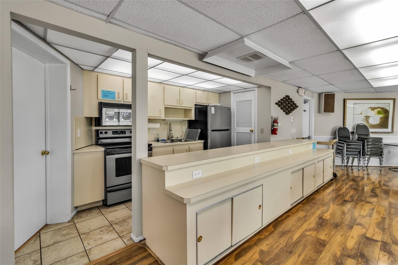 4210 IRONWOOD CIR #403J — photo 32