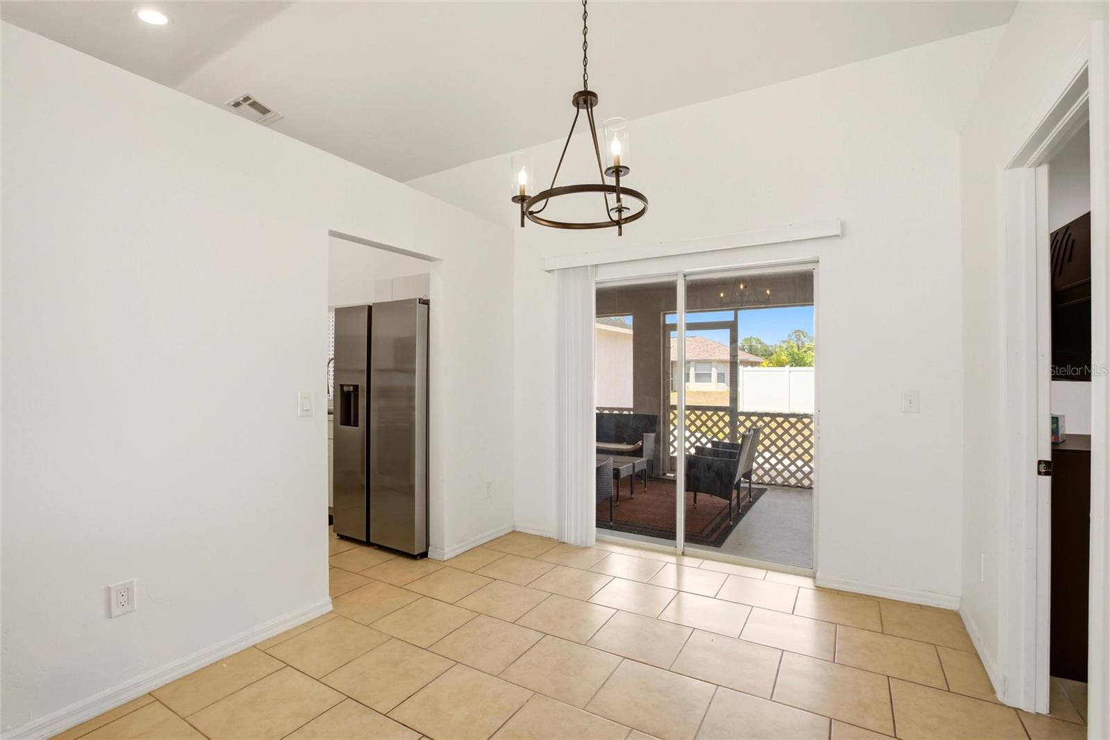 2510 SHEILA LN — photo 16