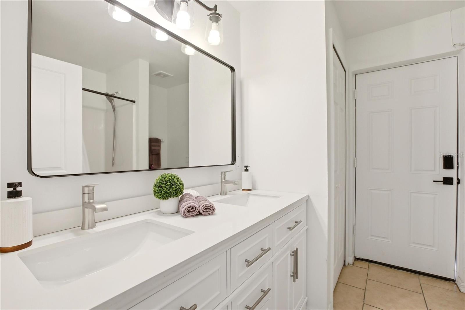 2510 SHEILA LN — photo 30