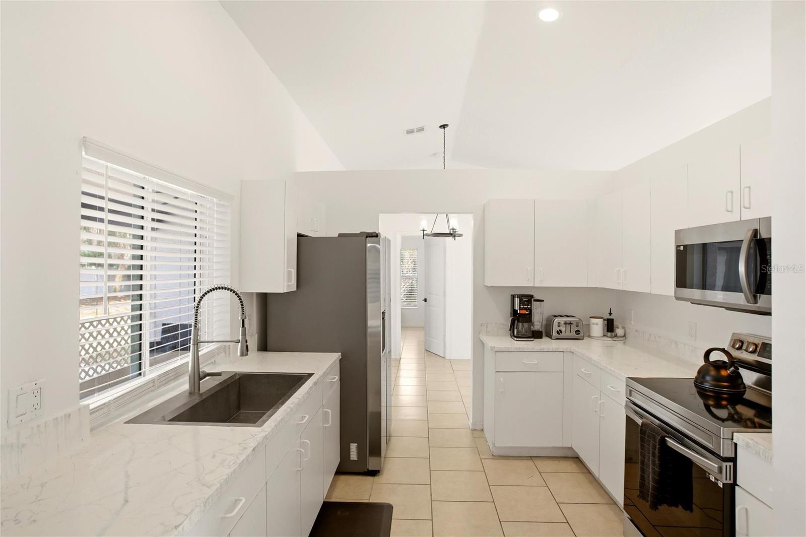 2510 SHEILA LN — photo 11