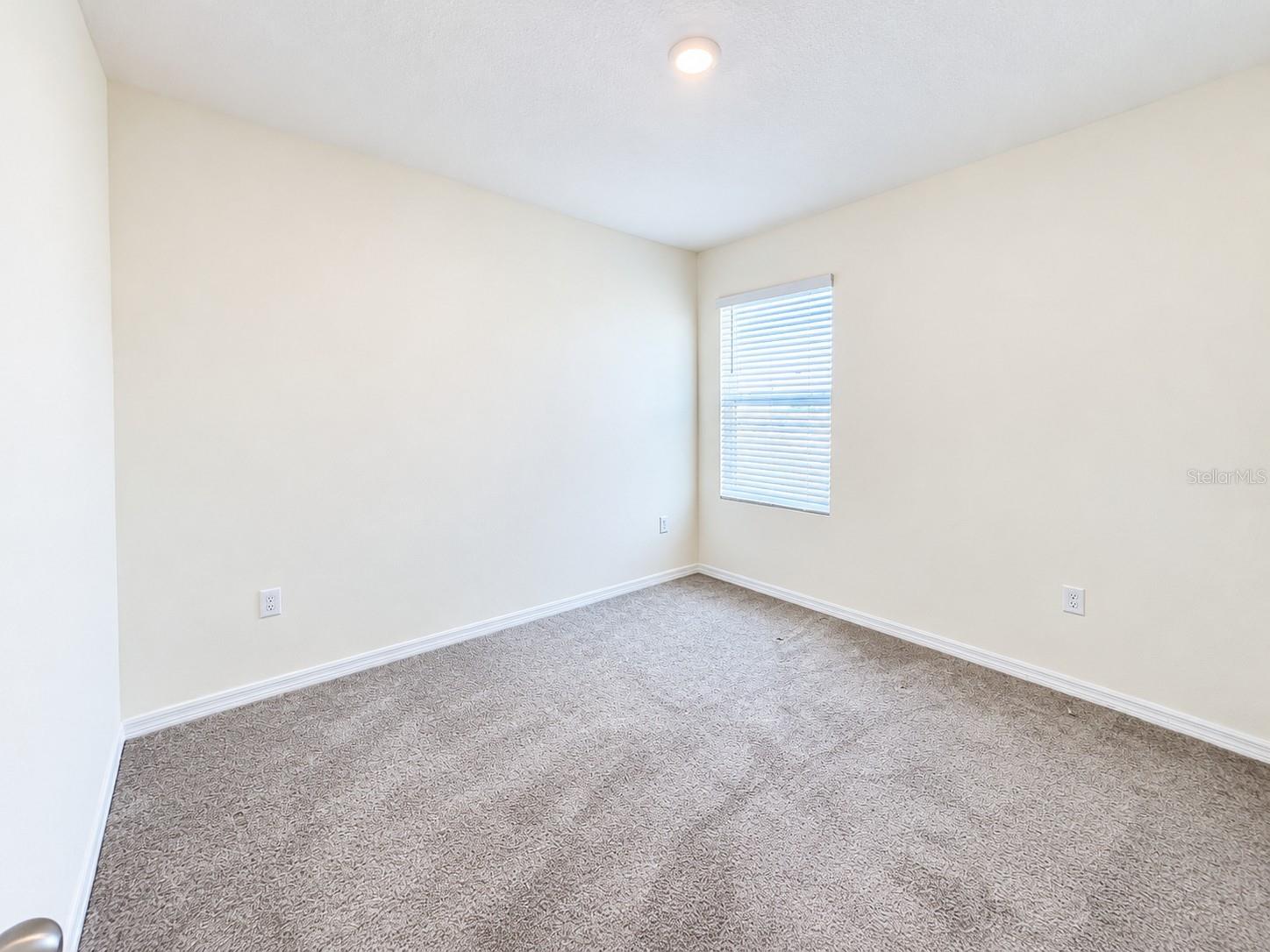 17043 OVAL RUM DR — photo 17