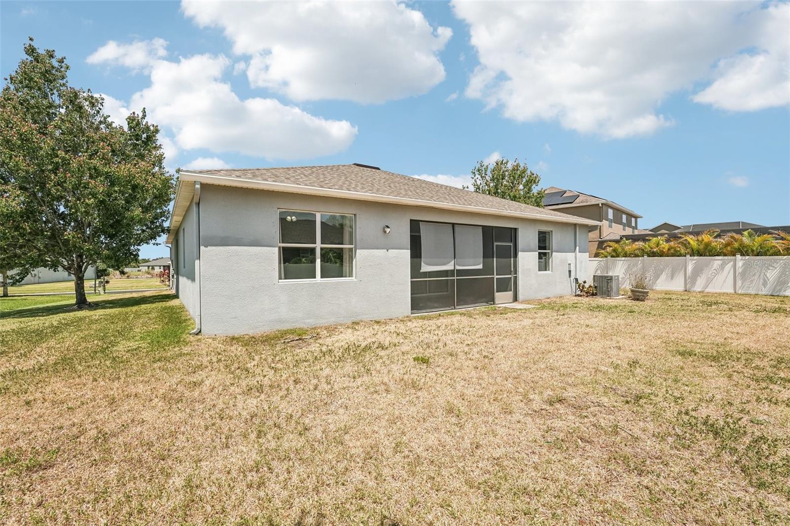 2426 CUMBERLAND CLIFF DR — photo 34