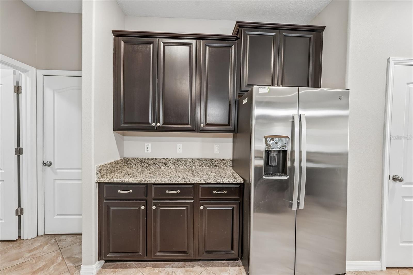 2426 CUMBERLAND CLIFF DR — photo 15