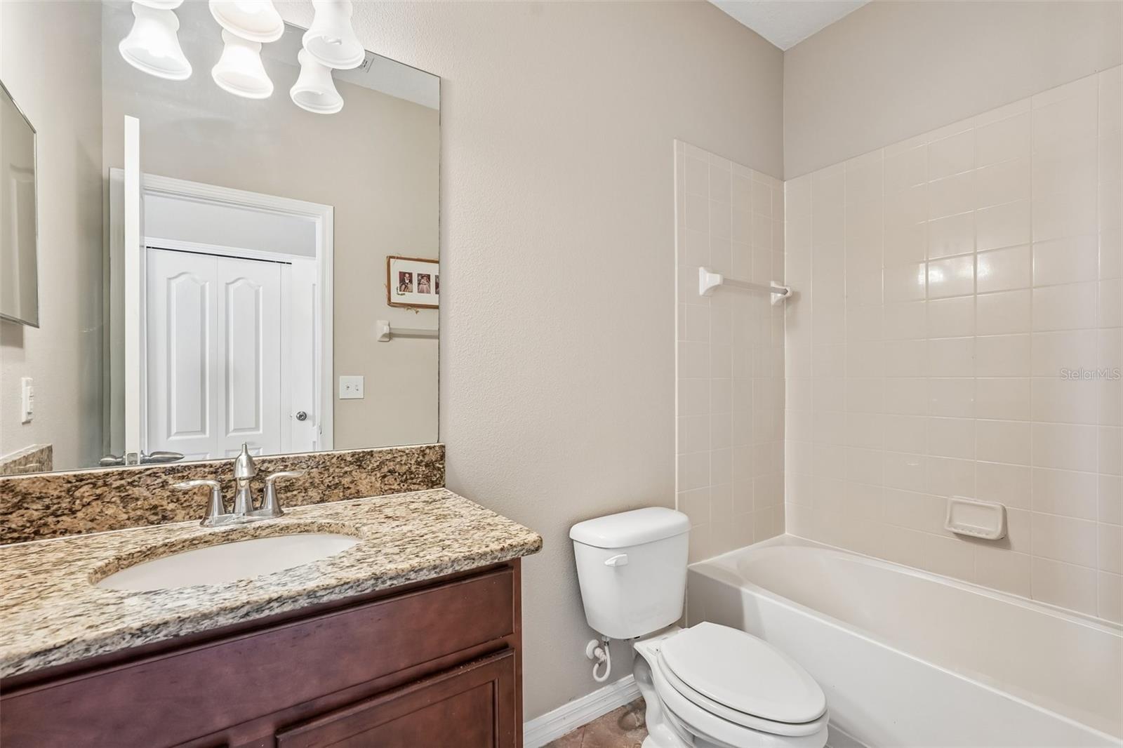 2426 CUMBERLAND CLIFF DR — photo 28