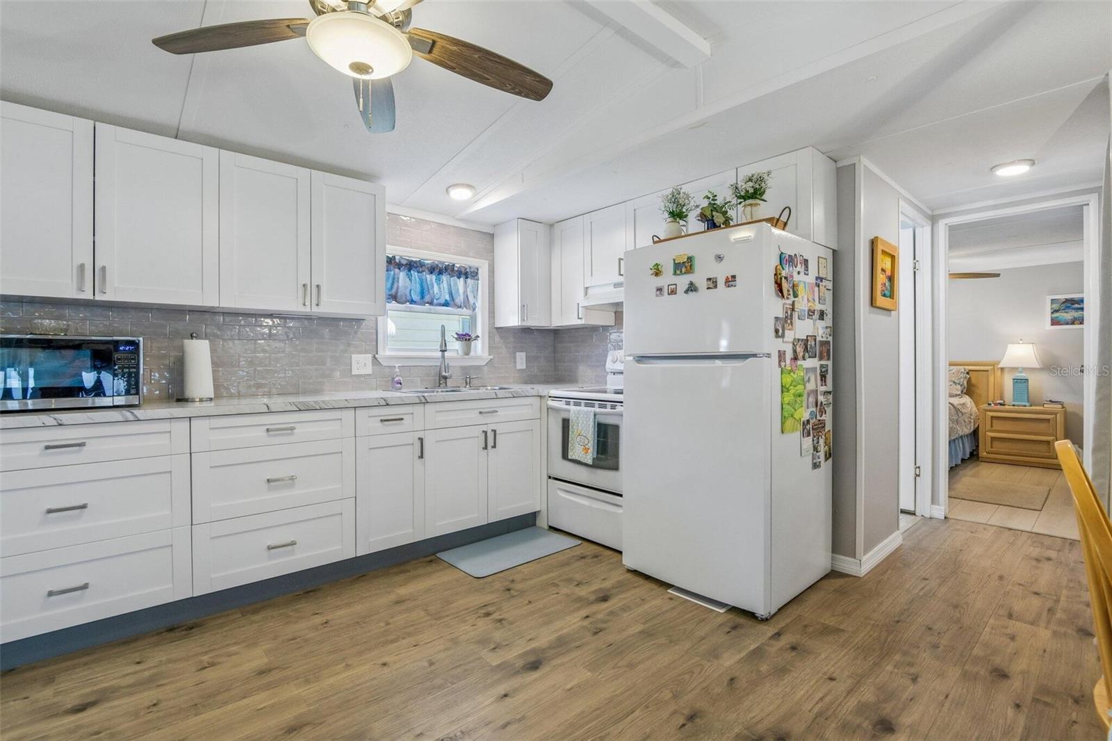3204 POND HOLLOW ST — photo 6