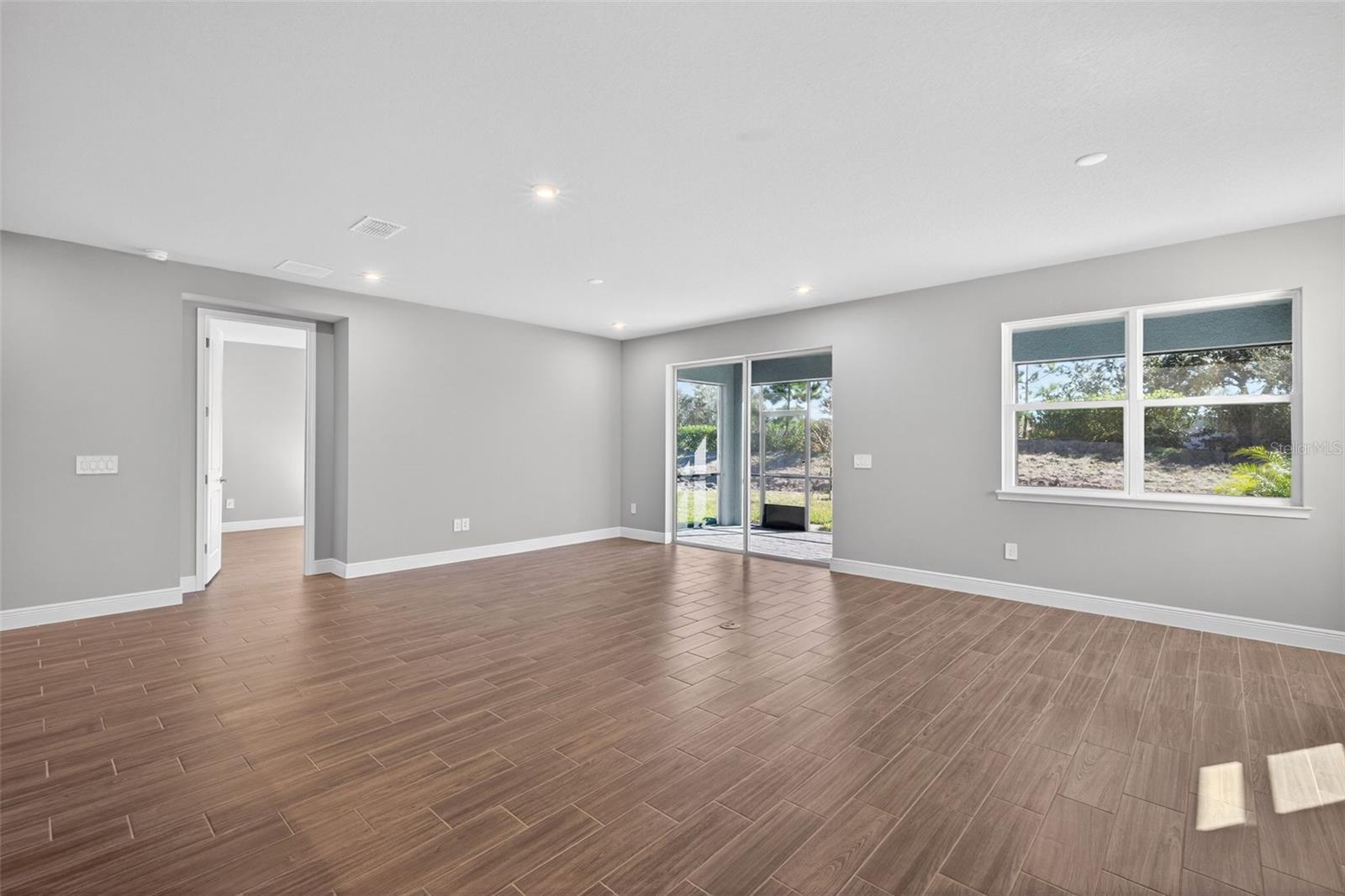 12446 49TH ST E — photo 10
