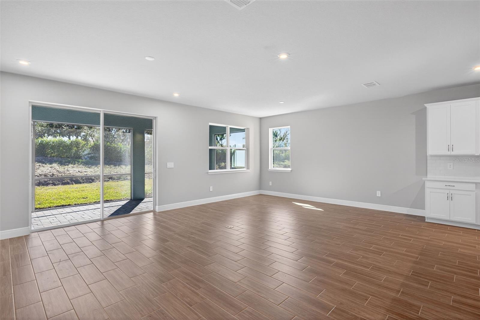 12446 49TH ST E — photo 11