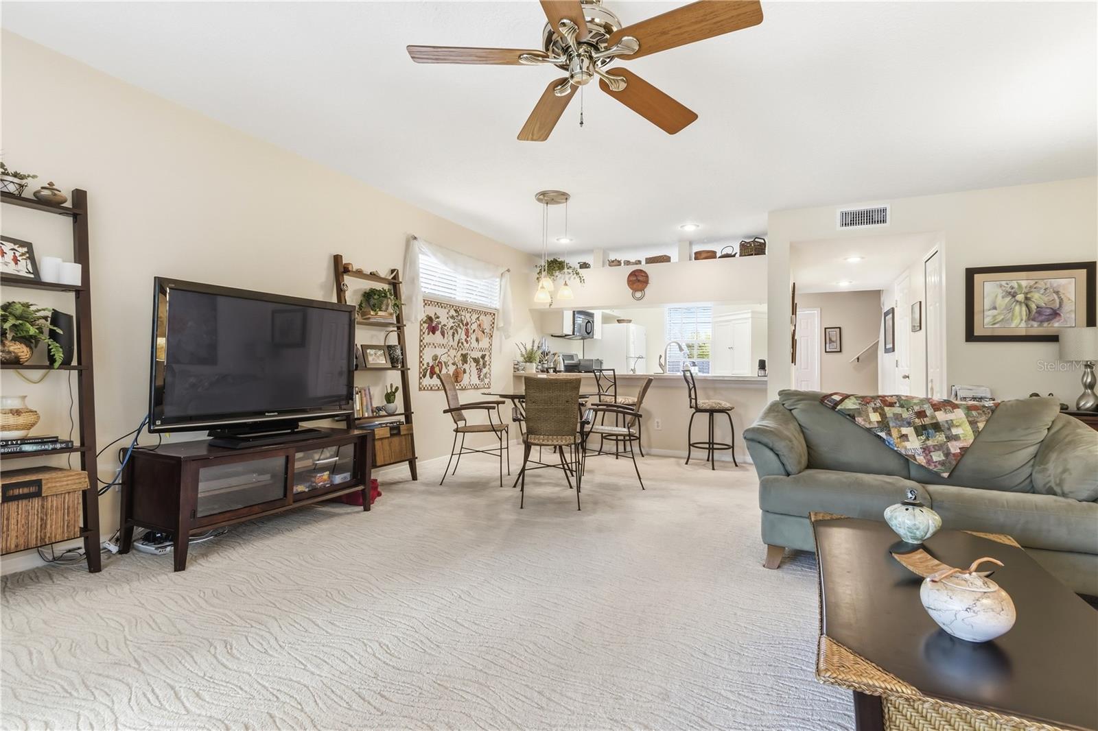 9034 LAKE PLACE LN #9034 — photo 4
