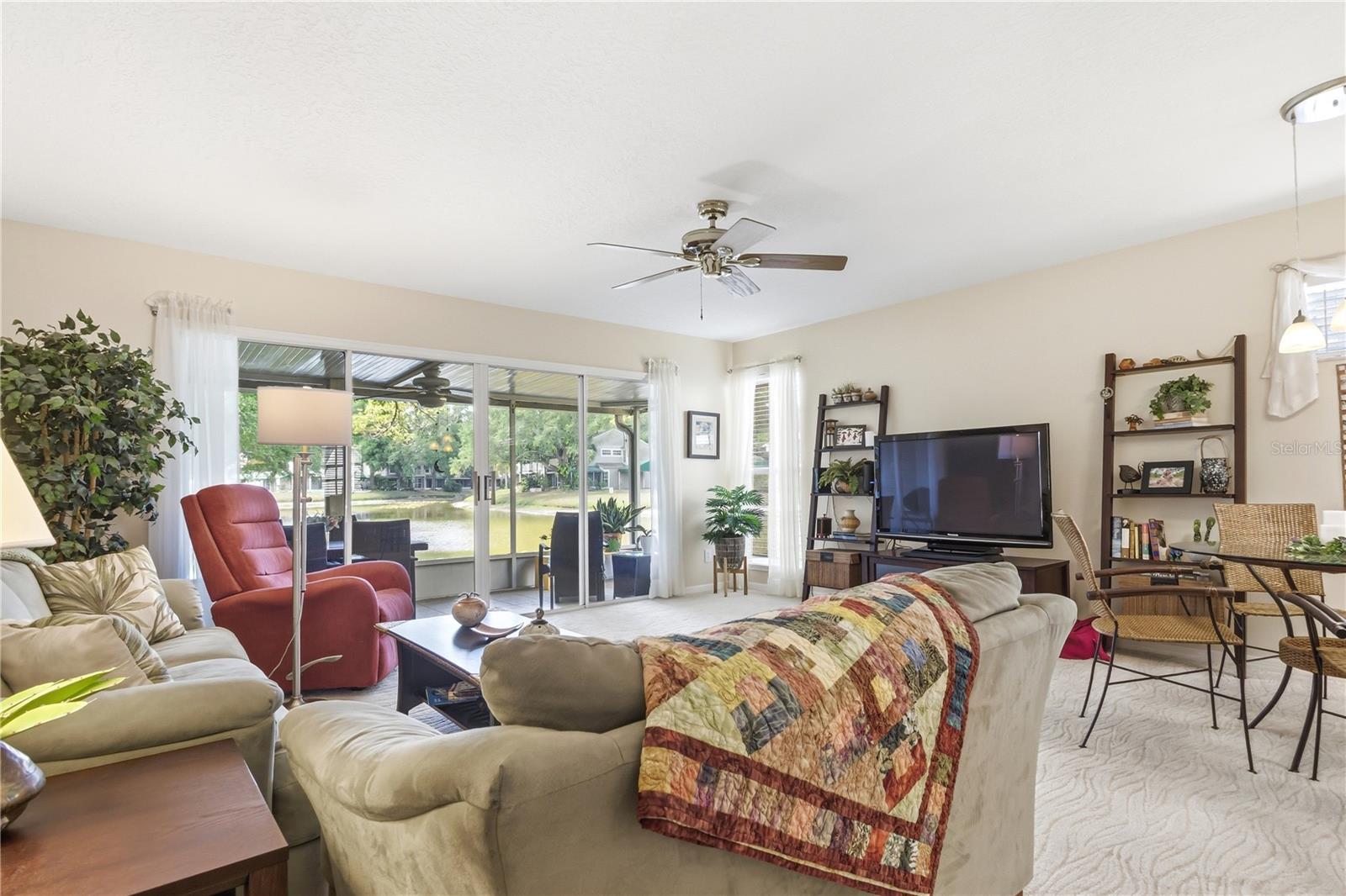 9034 LAKE PLACE LN #9034 — photo 9
