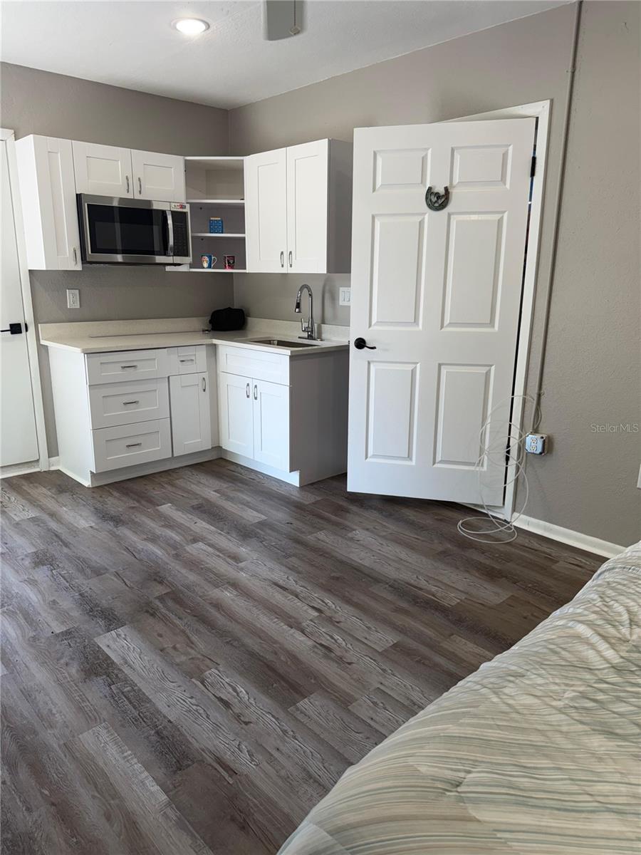 5950 HIGH ST — photo 17